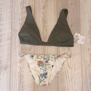 O’Neill Juliette Bottom size Large